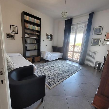 Ferienwohnung Attico Duse In Famiglia Florenz Exterior foto