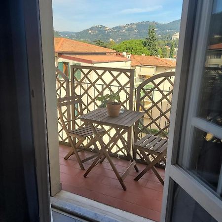 Ferienwohnung Attico Duse In Famiglia Florenz Exterior foto